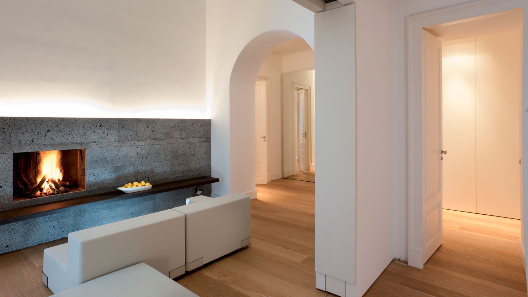 Fireplace & central heating for a perfect stay all year round